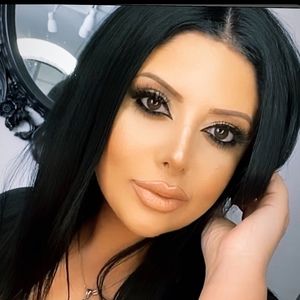 Meet your Posher, Lusine